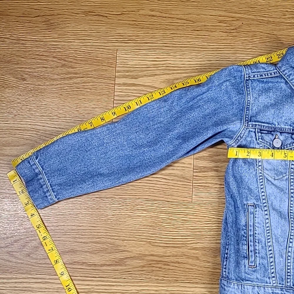 LEVIS S, P, CH, 2019 KIDS PRE-OWNED LIKE NEW BUTTON TRUCKER DENIM JACKET